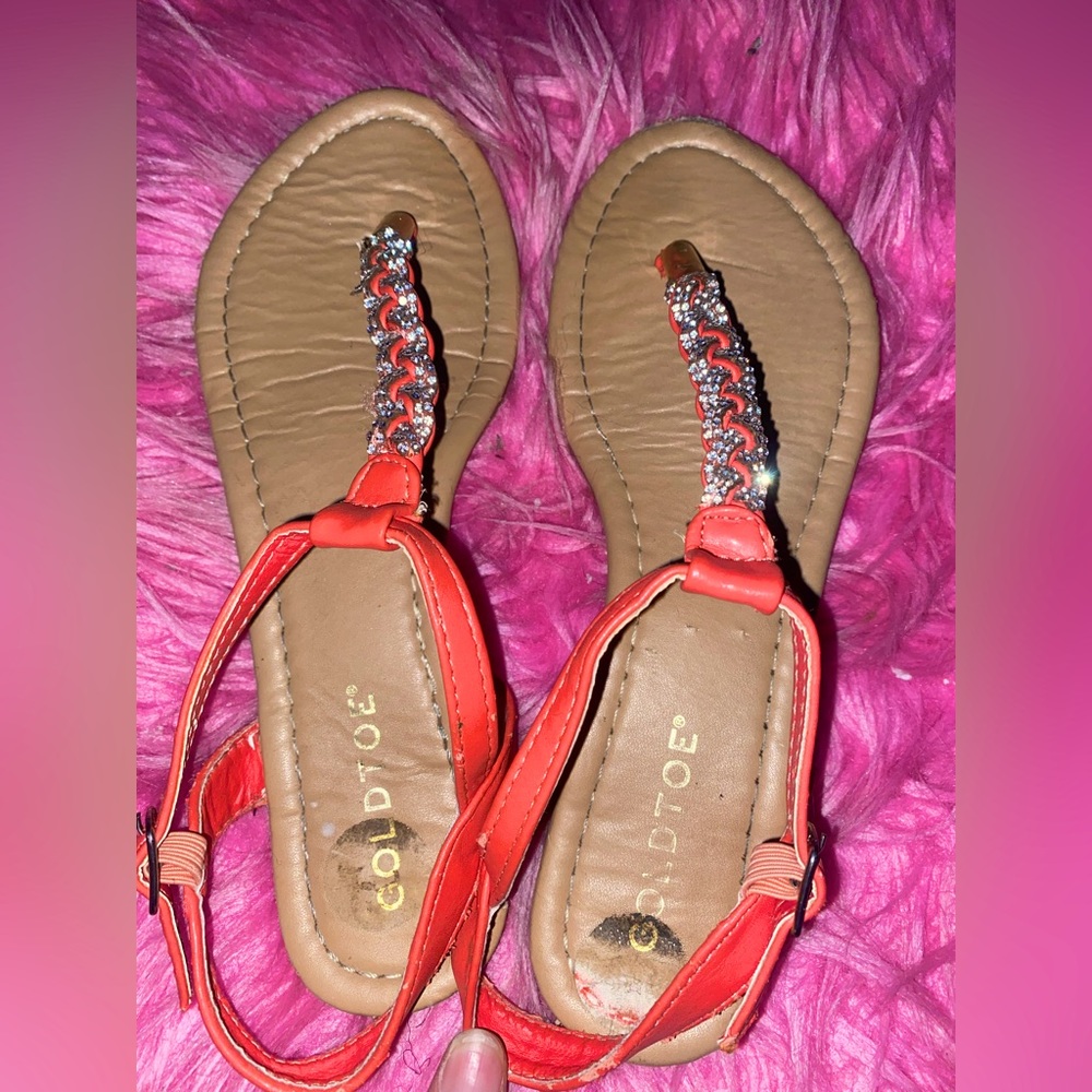Gold toe sandals [woman’s size: 7] [gently used]